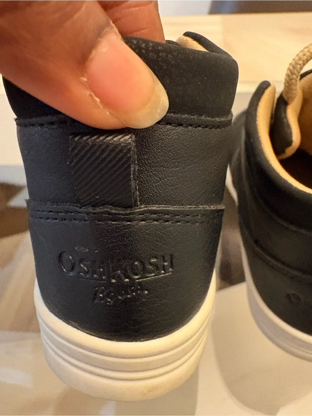 OshKosh B'gosh Toddler High Top Sneaker Boot Size 7M Toddler Black Tan